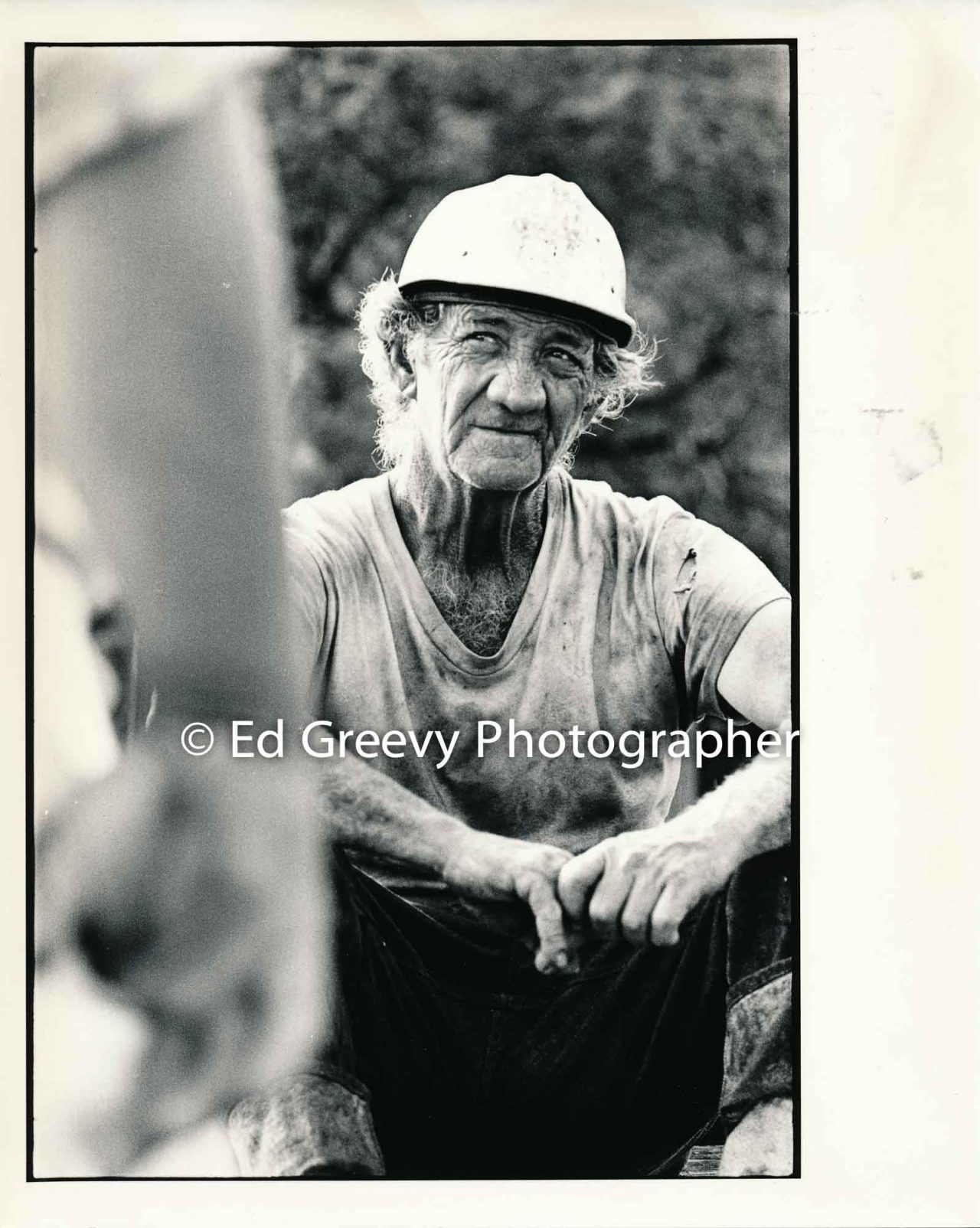 George Santos at his Kalama Valley pig farm (1971) Negative: 2343 | Ed Greevy Photographer