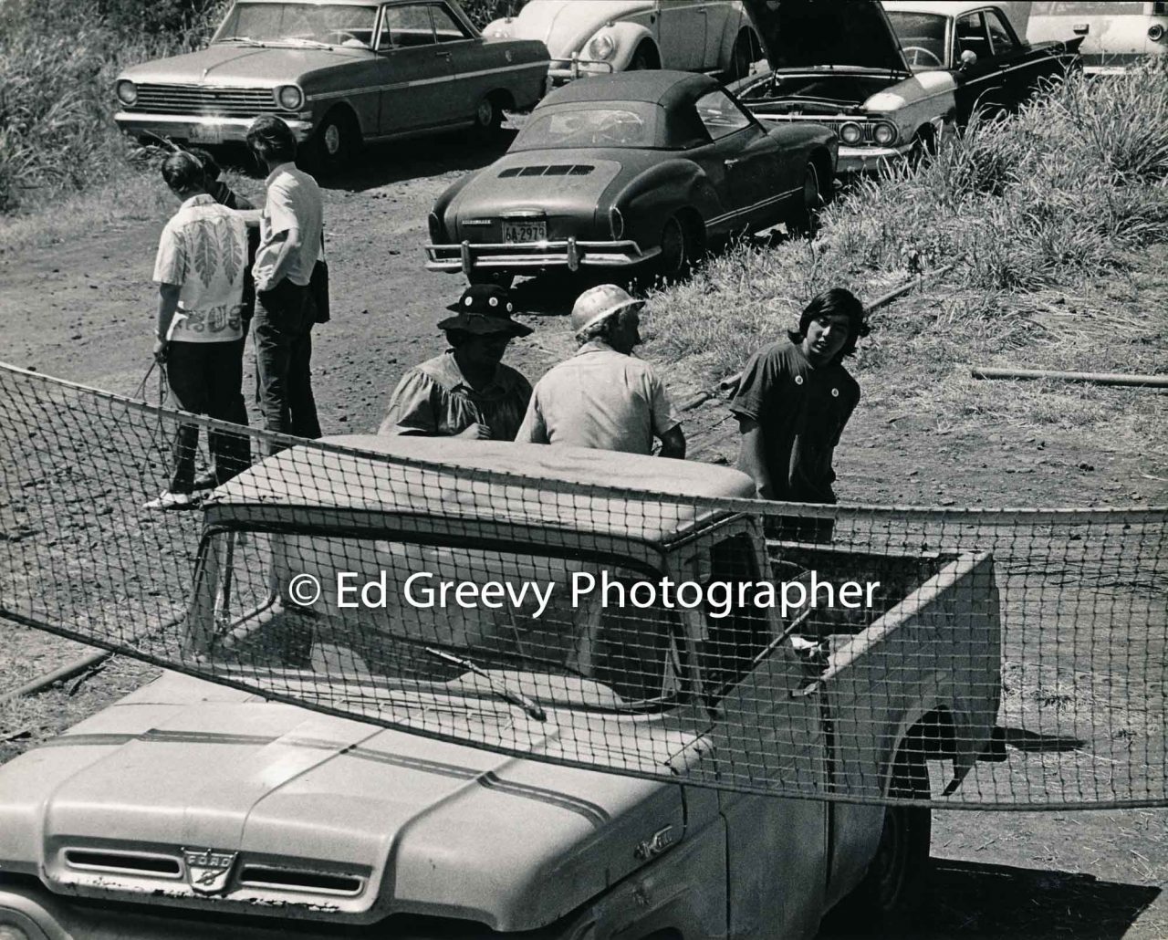 Kalani Ohelo, George Santos, and Ed Ching in Kalama Valley. (May 1971) Negative: 2358-1-10 | Ed Greevy Photographer